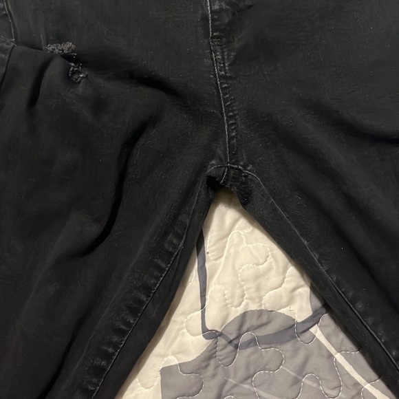 • Guess Los Angeles Black Ripped Skinny Embellished/bling Jeans - Picture 14 of 17